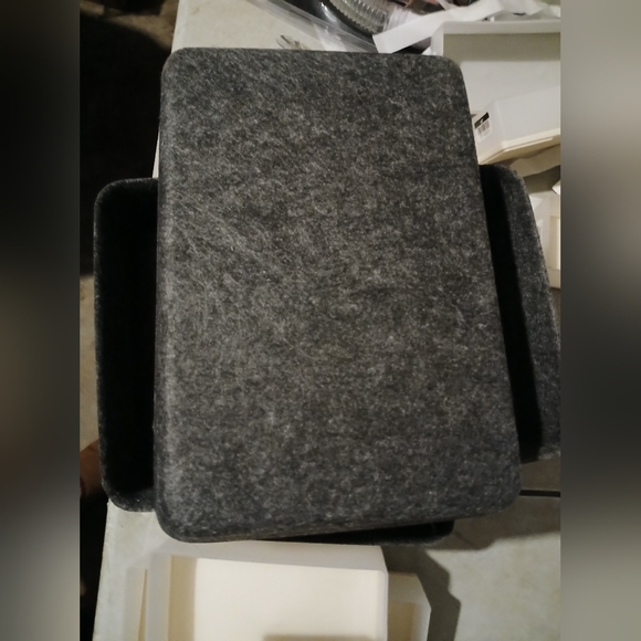 Target Brand Storage  Containers 4 felt, 4 plastic - Picture 5 of 10